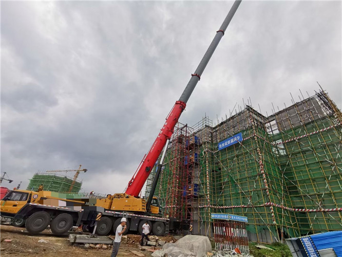 五台县吊车租赁需要注意事项
