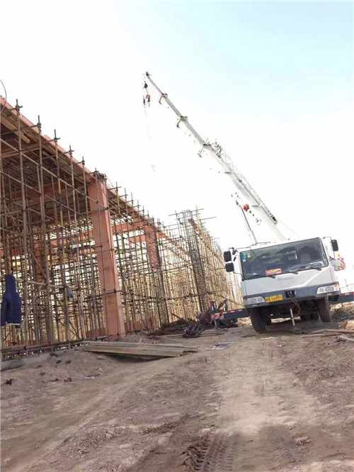 五台县吊车作业的安全注意事项有哪些？